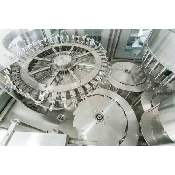 Plastic PET 4000BPH Juice Filling Machine PLC Control Juice Bottling Machine