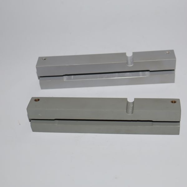 101-028-004 Block Slide Upper Cas side profile and dimensional specifications