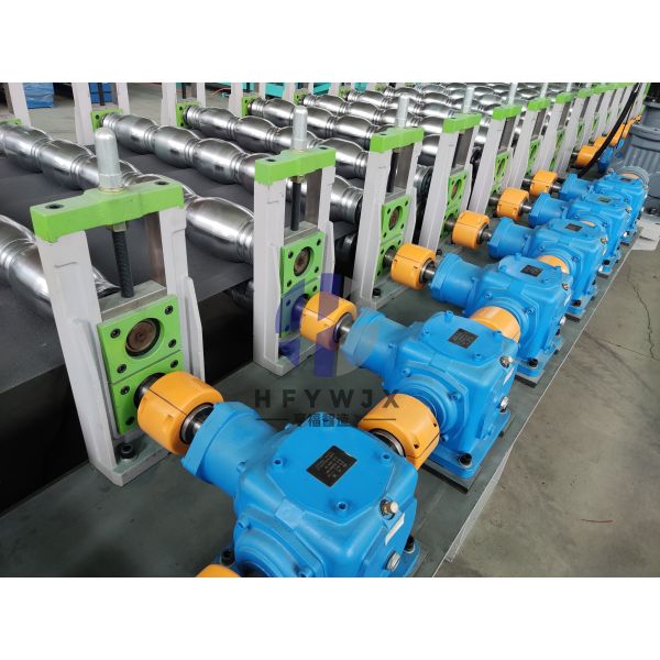 Precision Low Failure 1110 Glazed Roofing Tile Machine With 16-21 Roll Forming Stations