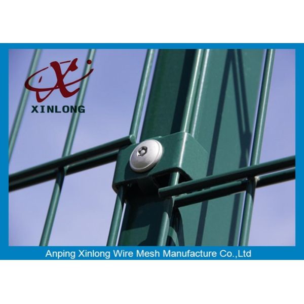 Convenient Installation Double Loop Wire Fence / Green Pvc Coated Wire Mesh Fencing