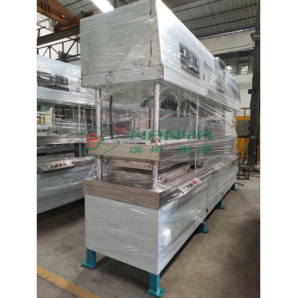 Semi-automated Pulp Molded Food Grade Tableware / Dinnerware Forming Machine