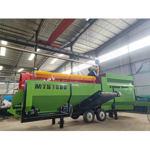 Function Screening Mobile Trommel Screen for Separation of Topsoil Compost Gravel Sand