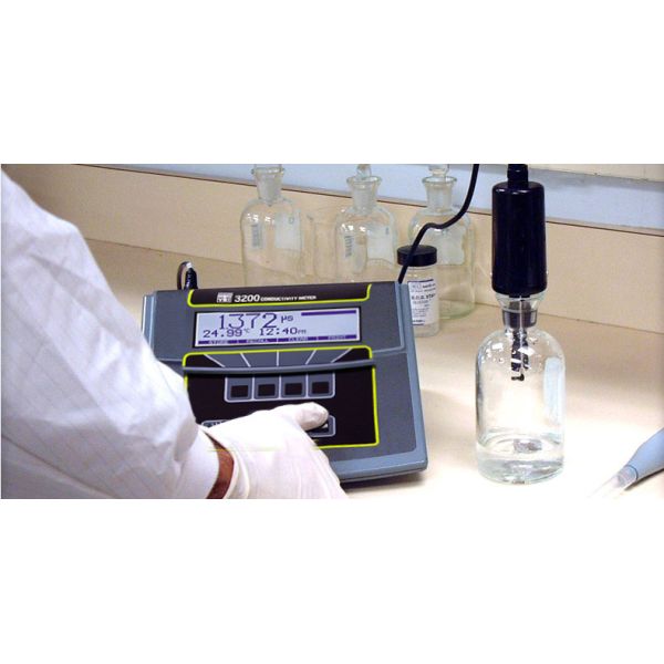 YSI-3200 Conductivity Instrument Laboratory Conductivity Resistivity Salinity TDS