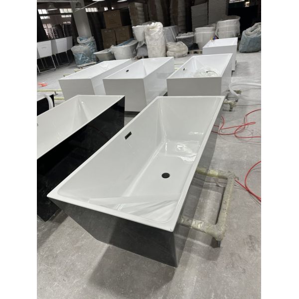 Rectangular PMMA Acrylic Freestanding Bathtub Loading Quantities 80units or 180units