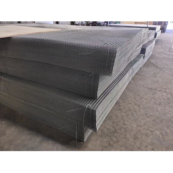 Regular Size 2 X 2 Inch Welded Mesh Galvanised Wire Panel 2.2m Width