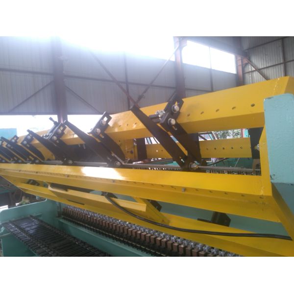 4KW Motor Wire Mesh Welding Machine / Production Line For Wire Mesh Panel 50 * 200mm
