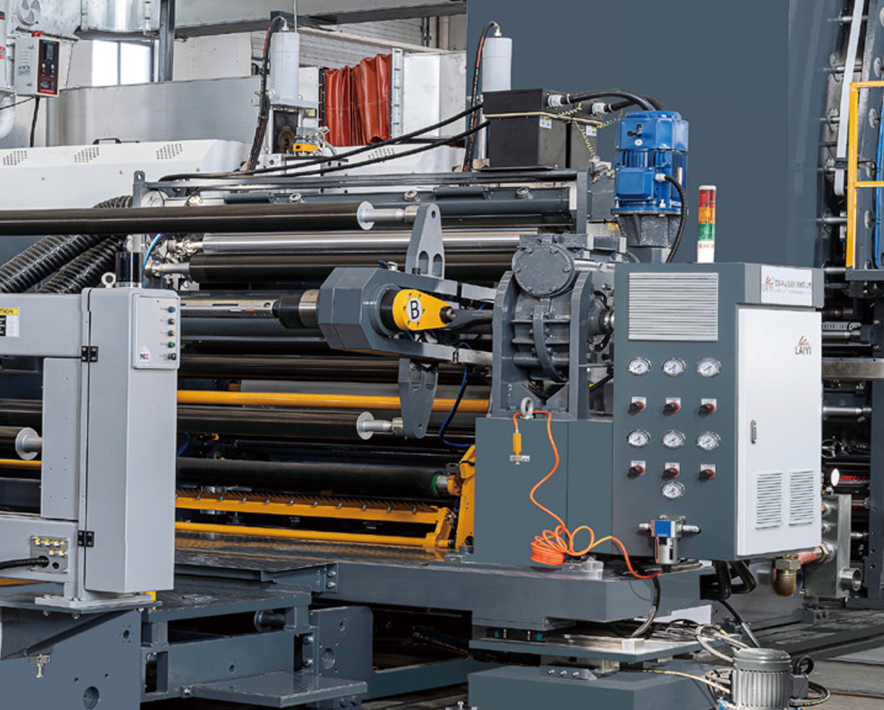 Extrusion laminating machine mechanism