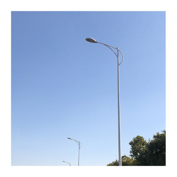 Polygonal Single Arm Road Lamp Pole Q235 Hot Dip Galvanized