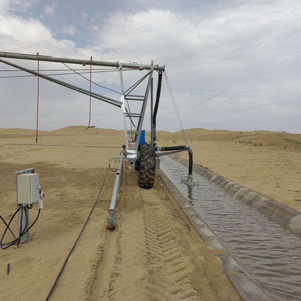 2024 Highly Popular Automatic Lateral Linear Move Garden Irrigation System with Two/ Four Wheels and Remote Monitoring
