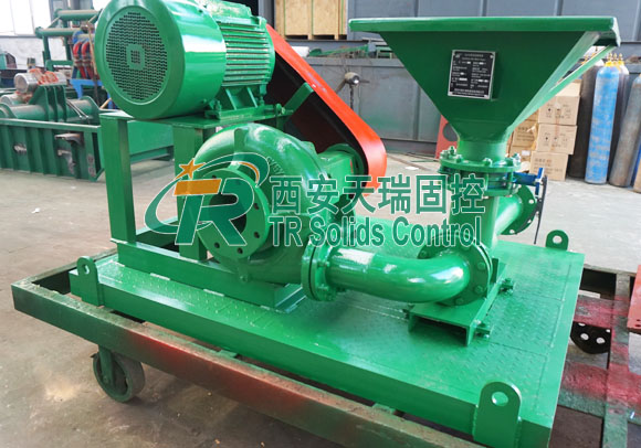 Drilling fluid jet mud mixer