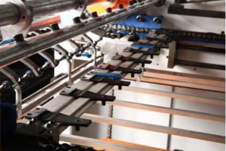 Automatic Flat Die Cutting And Creasing Machine For Cardboard