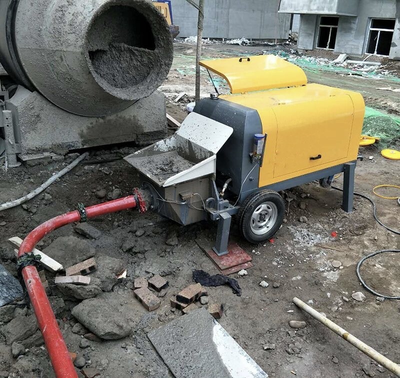 Quality 30kw XDEM Concrete Delivery Pump 10 - 45 Cubic Meters Drag Pump for sale
