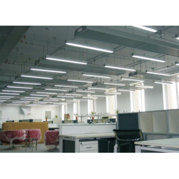 Universal Compatible 2160LM 16W 100V LED Tube Light 4 FT Fluorescent