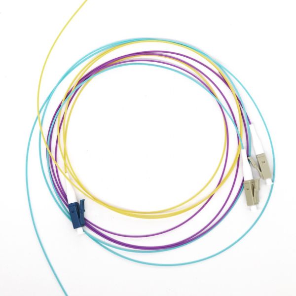 SC UPC Fiber Optic Pigtail 0.9mm Multimode Cable for FTTH FTTB Network Low Loss Easy Splicing