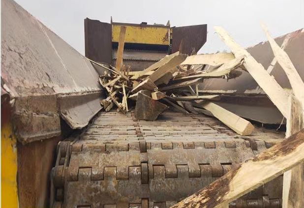 Big Capacity Grinder Crusher Machine Wood Comprehensive Chipper Machine Furniture Wastes