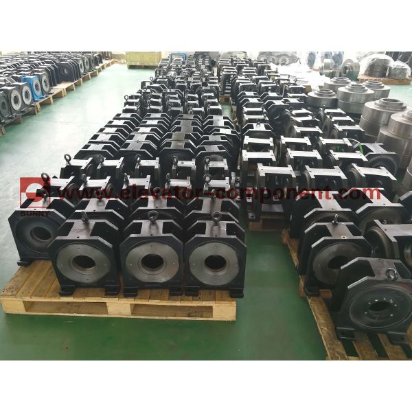 Elevator Motor / Gearless Traction Machine 630 KG 380 V for lift