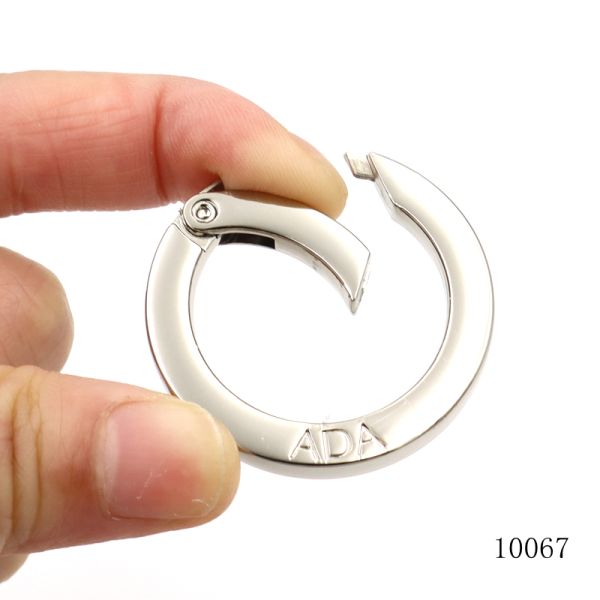 Brass Spring O Ring Corrosion Resistant Round Carabiner Clips Customizable