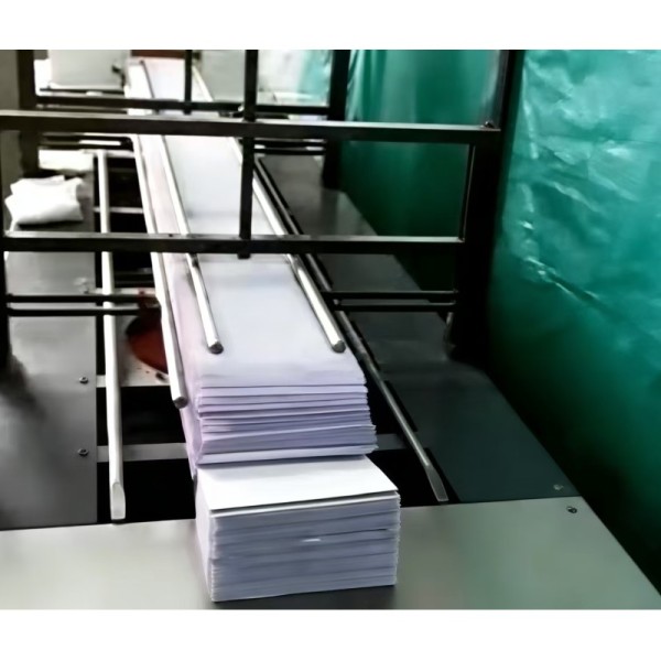 Semi Automatic Hardcover Case Making System With Automatic Feeding Precise Positioning And Dual Drying For Book Binding