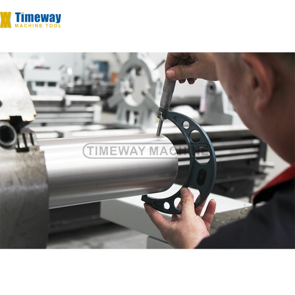 Customrized Heavy Duty Horizontal Lathe Machine with Large Loading Capacity of 3500 KG