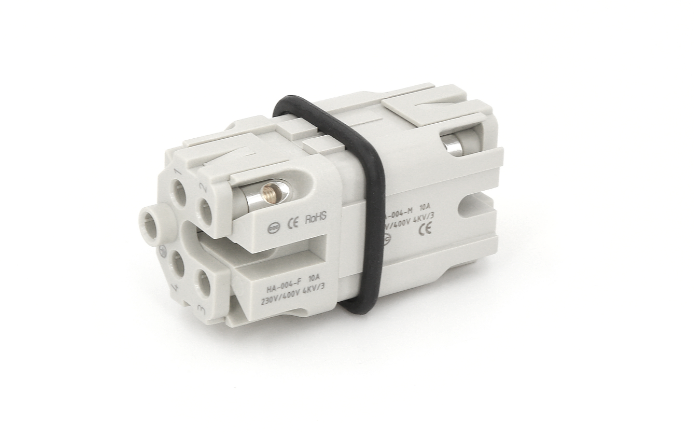 Polycarbonate material properties for connectors