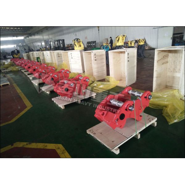 Coupling Attachment Excavator Quick Coupler , Durable Quick Couplers For CAT320 EC210 EC240 SK200