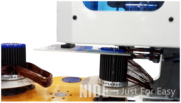 380V Voltage Automatic Stator Winding Machine 2 Winding Heads Electrical Motor