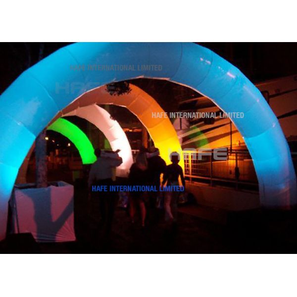 Brand 7 * 4 M Night Events Arch Inflatable Event Structures Lighting Color Customized