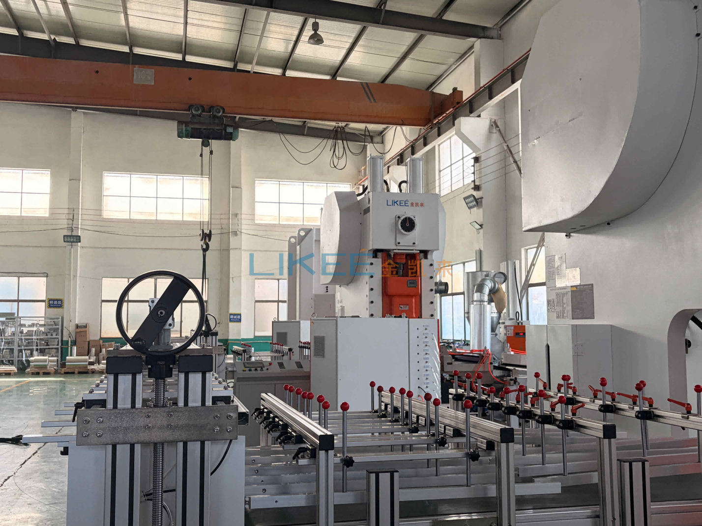 63-ton Aluminum Foil Container Making Machine for Efficient 1 Operator Operation with 15-Minute Die Change