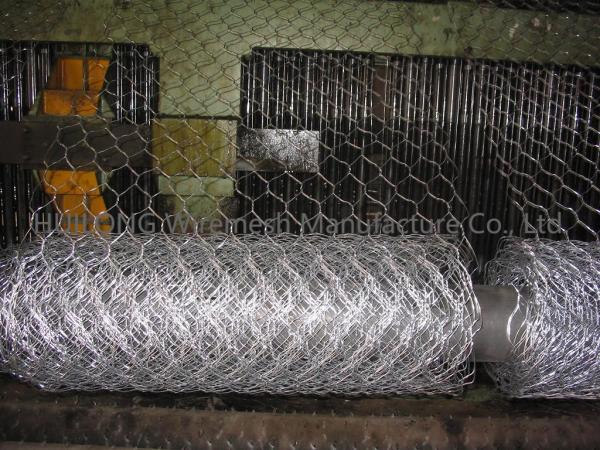 2 inch Hexagonal Wire Netting Fence Hardware Cloth 150 feet Length