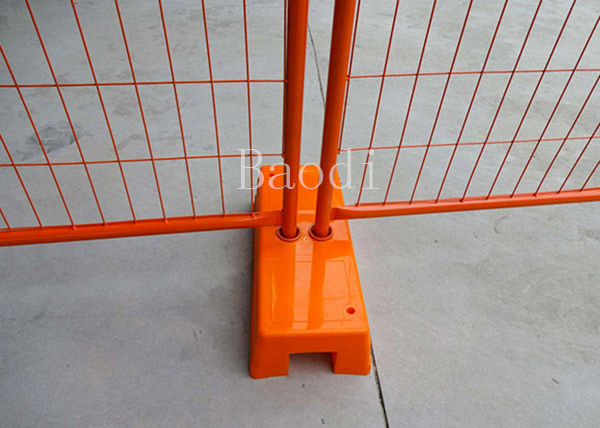 Vinyl Coated Welded Wire Temporary Mesh Fencing Easily Installed For Construction