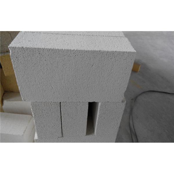 Corundum Mullite Refractory Bricks Customized Size For Industrial Kiln
