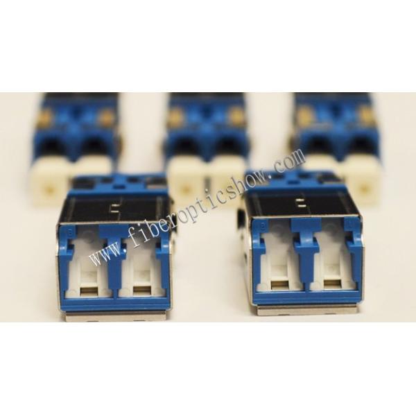 LC Snap in Simplex Singlemode Fiber Optic Adapter With Phosphor Bronze Sleeve