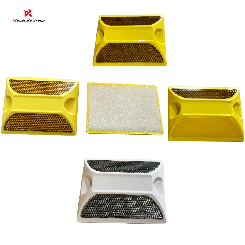 ROADSAFE High Visibility High-Intensity Prismatic Reflective Plastic Road Stud Sand-Filled Cat Eye Rated Traffic Warning Safety
