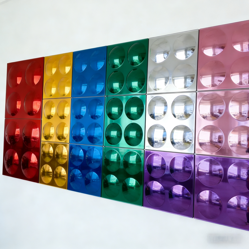 Acrylic sensory bubble mirror panel product display