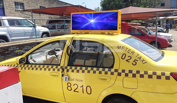 192*64dot Screen Resolution Car LED Sign Display for Asynchronous Control and 96*32 Cm Drive Mode