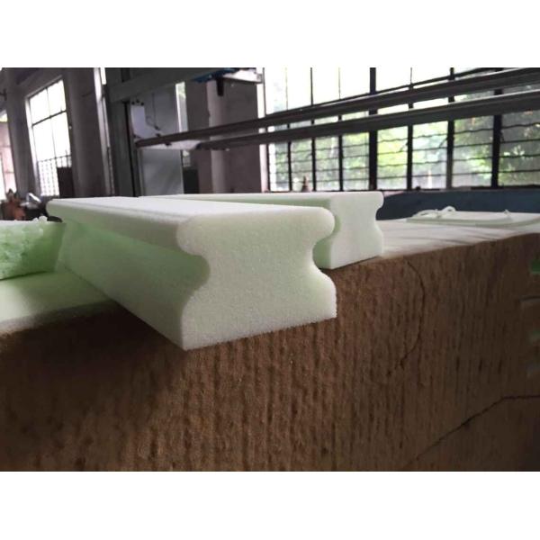 Horizontal 4kw 380V Oscillating Blade Cutting Machine For Sponge