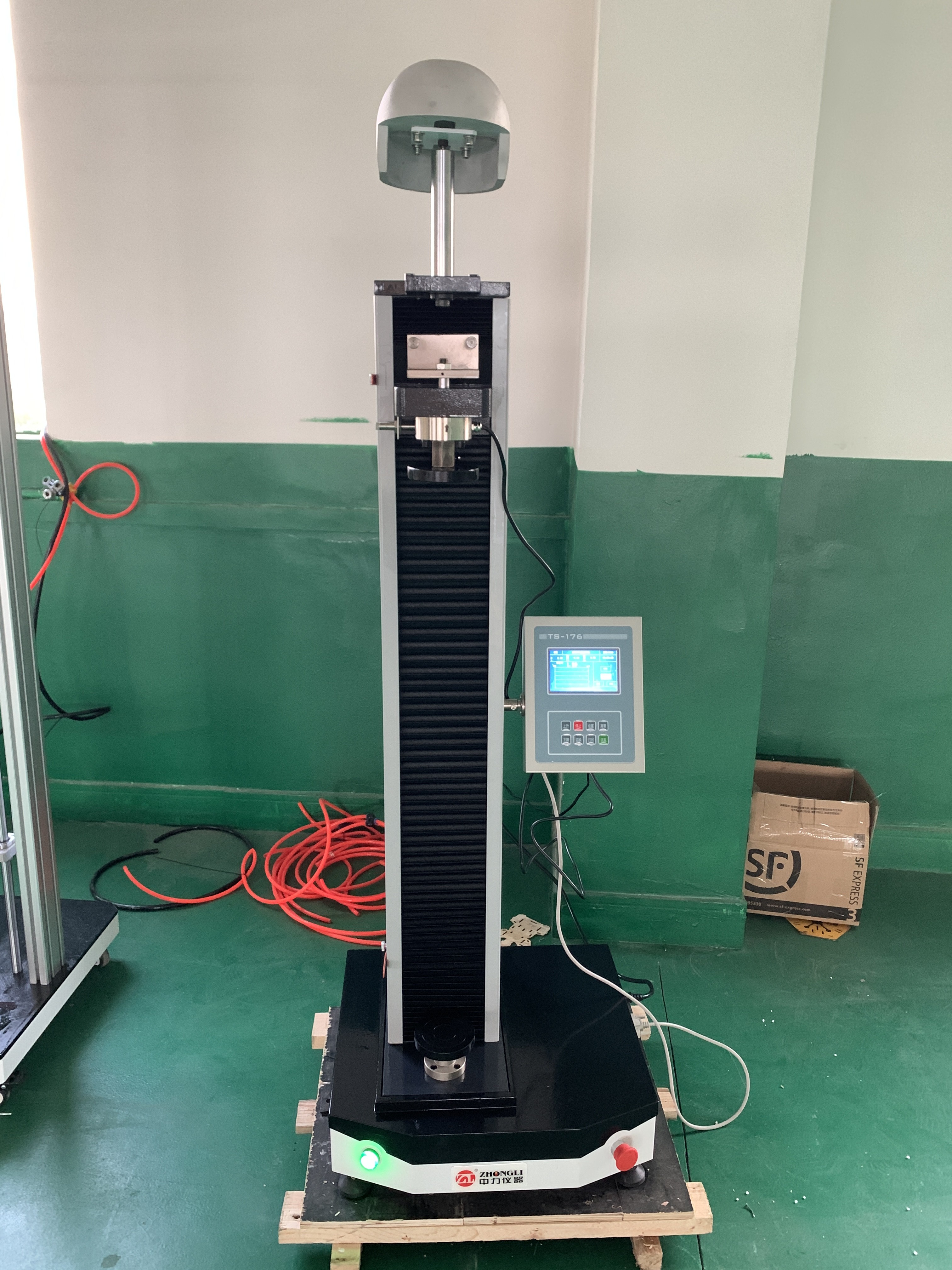 Single Column Helmet Testing Equipment With PLC Touch Screen