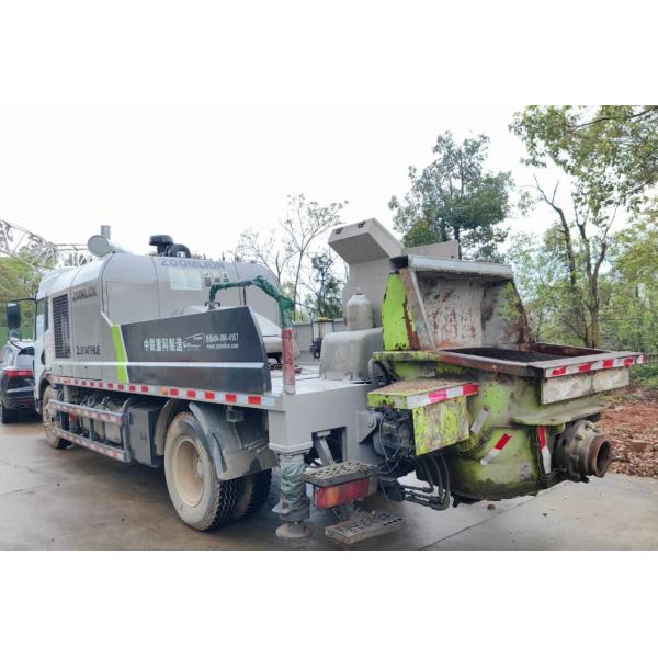 Sell 18 - Year Truck - Mounted Concrete Pump Truck at an Affordable Price