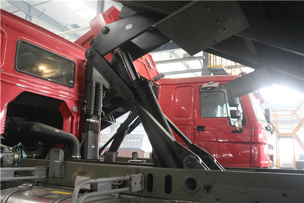 ZF8118 HOWO Dump Truck