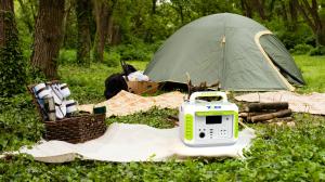 China Camping Accessories Portable Power Station Handybrite Solar Energy System on sale