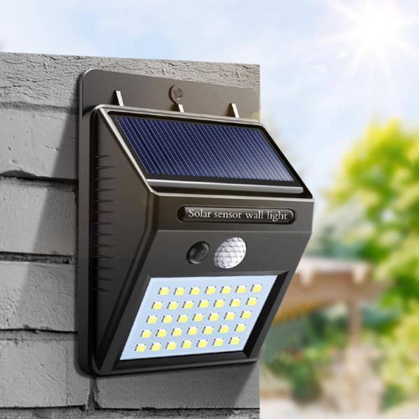 PIR Motion Sensor IP 65 4000mah LED Solar Powered Night Light
