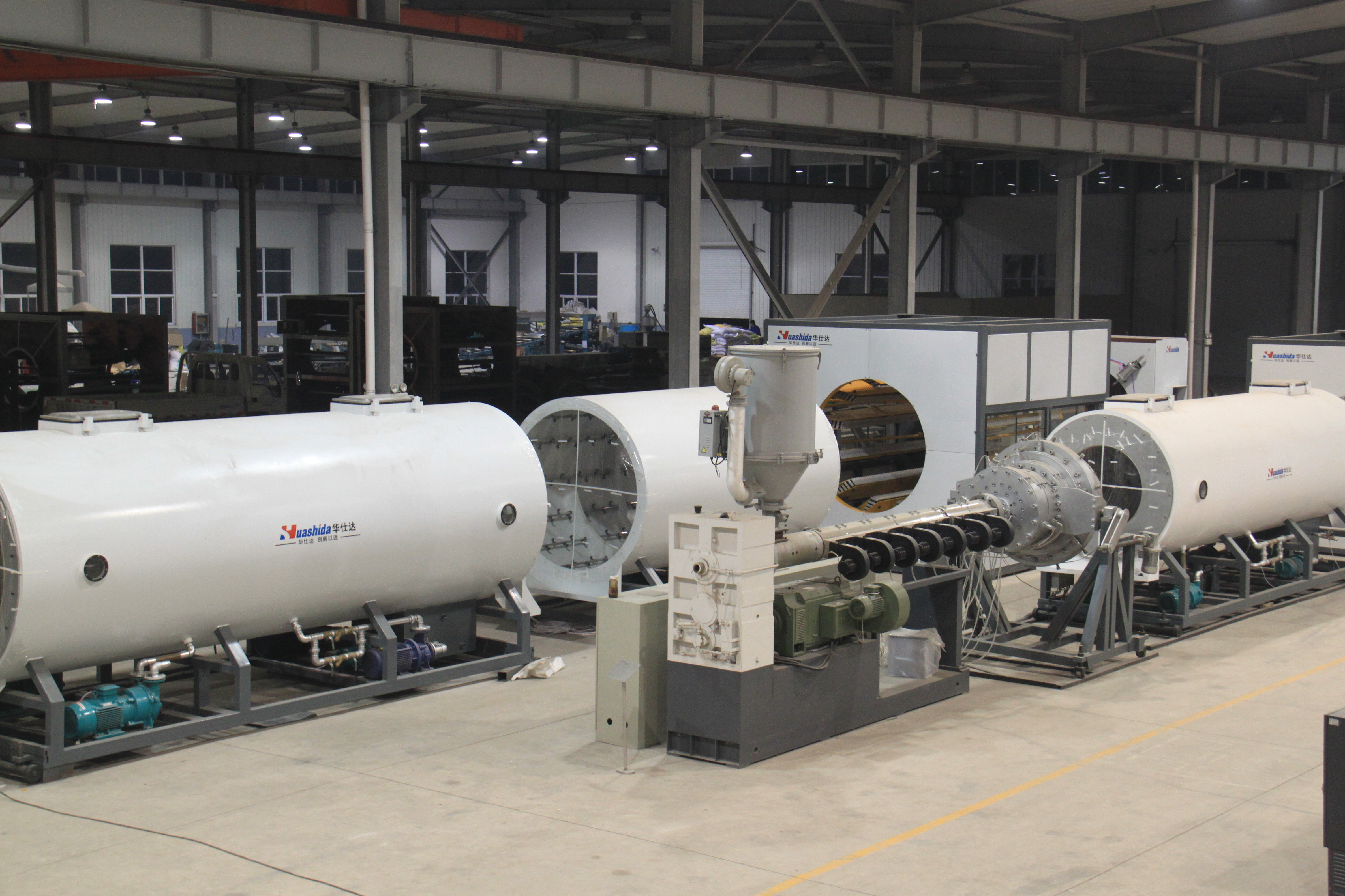 HDPE Outer Casing Extrusion Line Vacuum Calibration District Heating Pipe Machine
