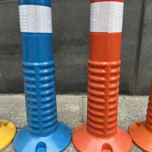 Pu Reflective Warning Post Traffic Column Road Delineator Post Flexible Spring Post Bollard
