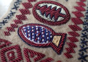 China Hand Made Embroidery Designs Patches , Military Uniforms Emboired Patches on sale
