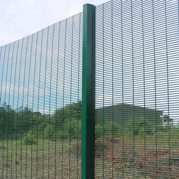 358 Anti -Climb Wire Fence