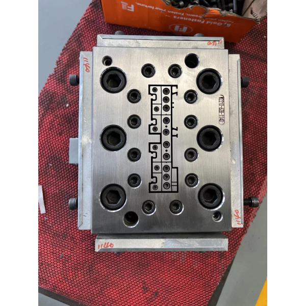 Co-extrusion PVC Window Extrusion Molding Machine with Electroplating Surface Treatment