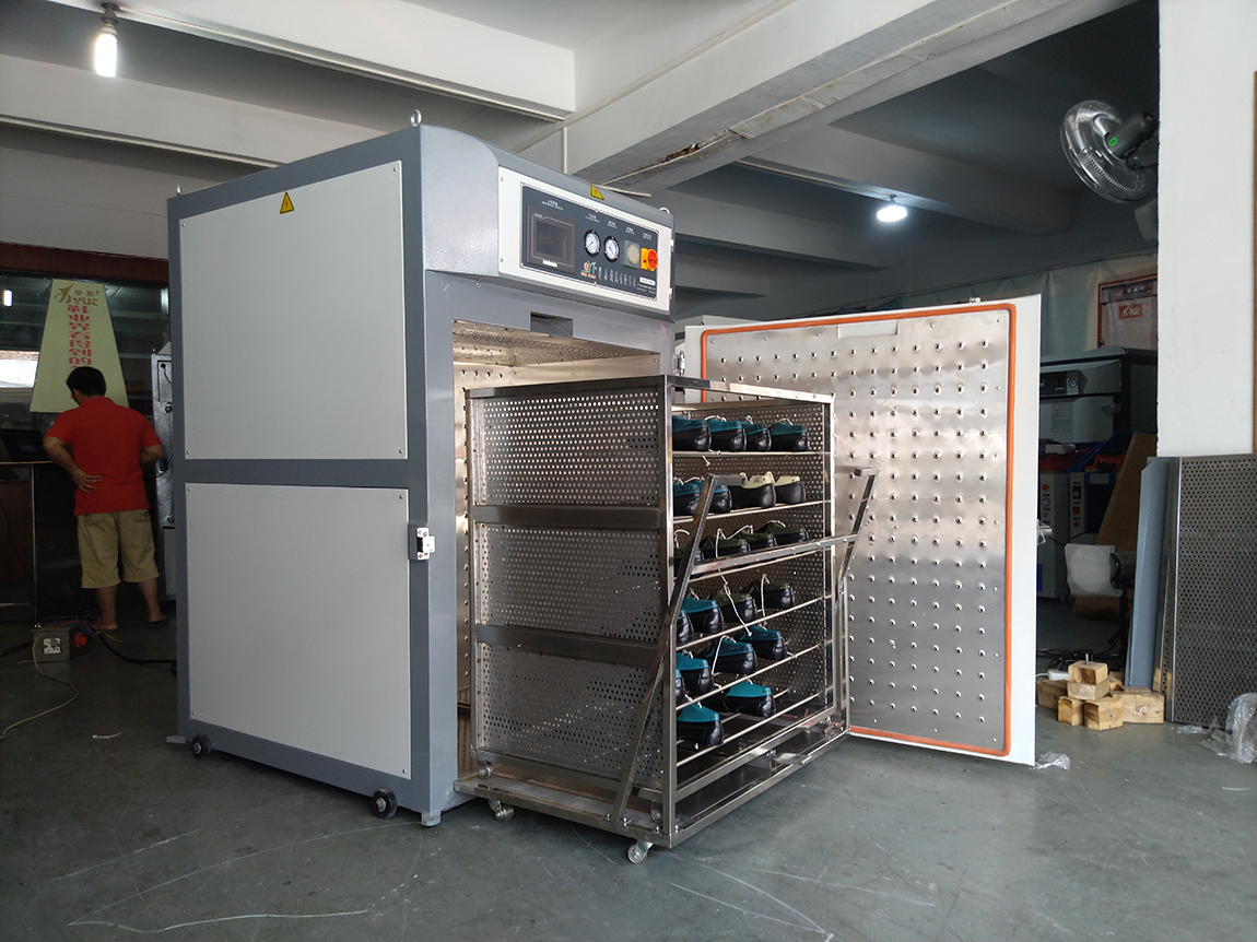 Automatic Computer Shoe Heat Shaping moulding Machine with multi functional heat steam and vacuum capabilities for versatile shoe treatment applicatio