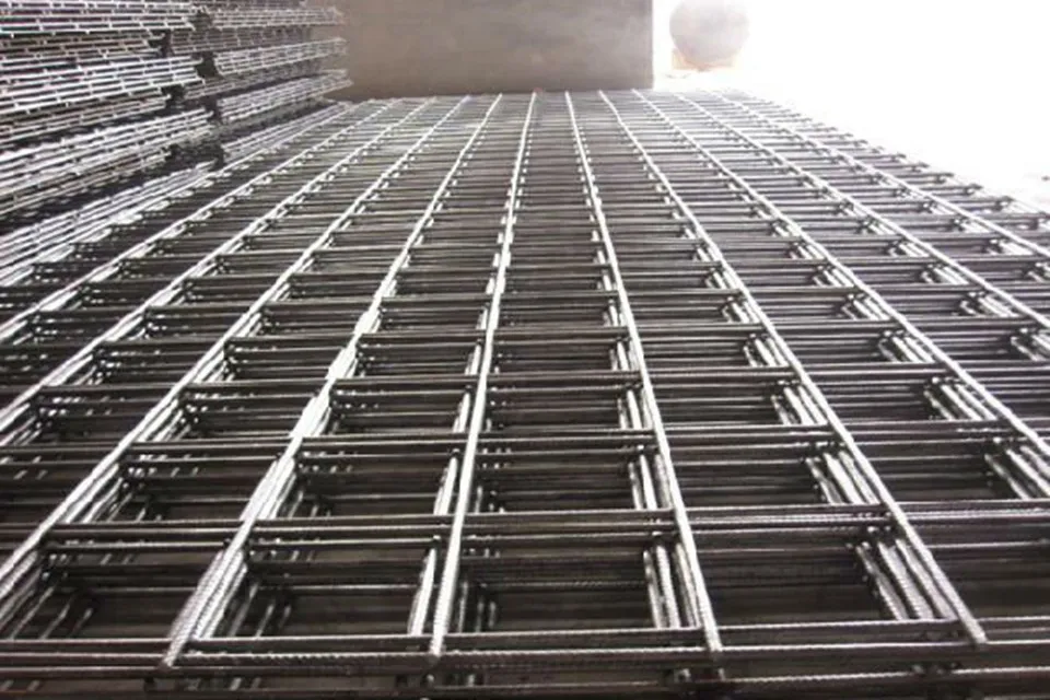 2.0-4.0mm Stainless Steel Welded Wire Mesh For Fencing Corrosion Proof