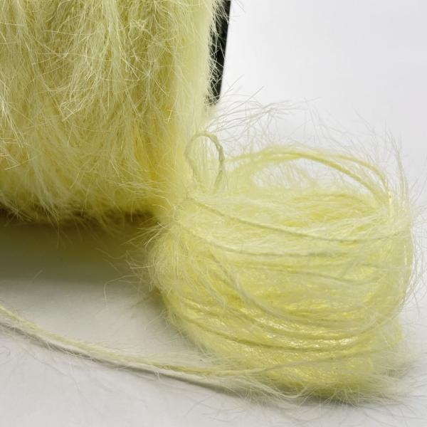 100% Nylon Feather Sweater Knitting Chunky Wool Yarn