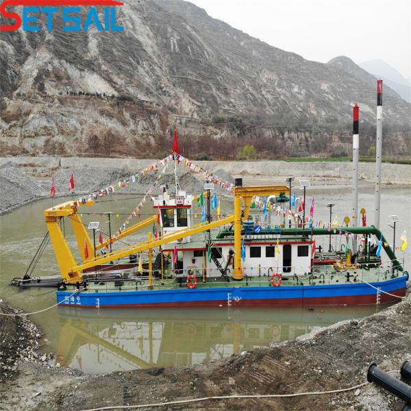Main Engine Cummins 1950kw Stable Performance 26inch Cutter Suction Dredger for Lake